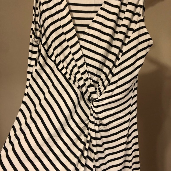 WHBM stripes sleeveless top - Picture 3 of 4